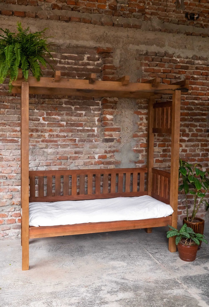 PERGOLA CON ASIENTO